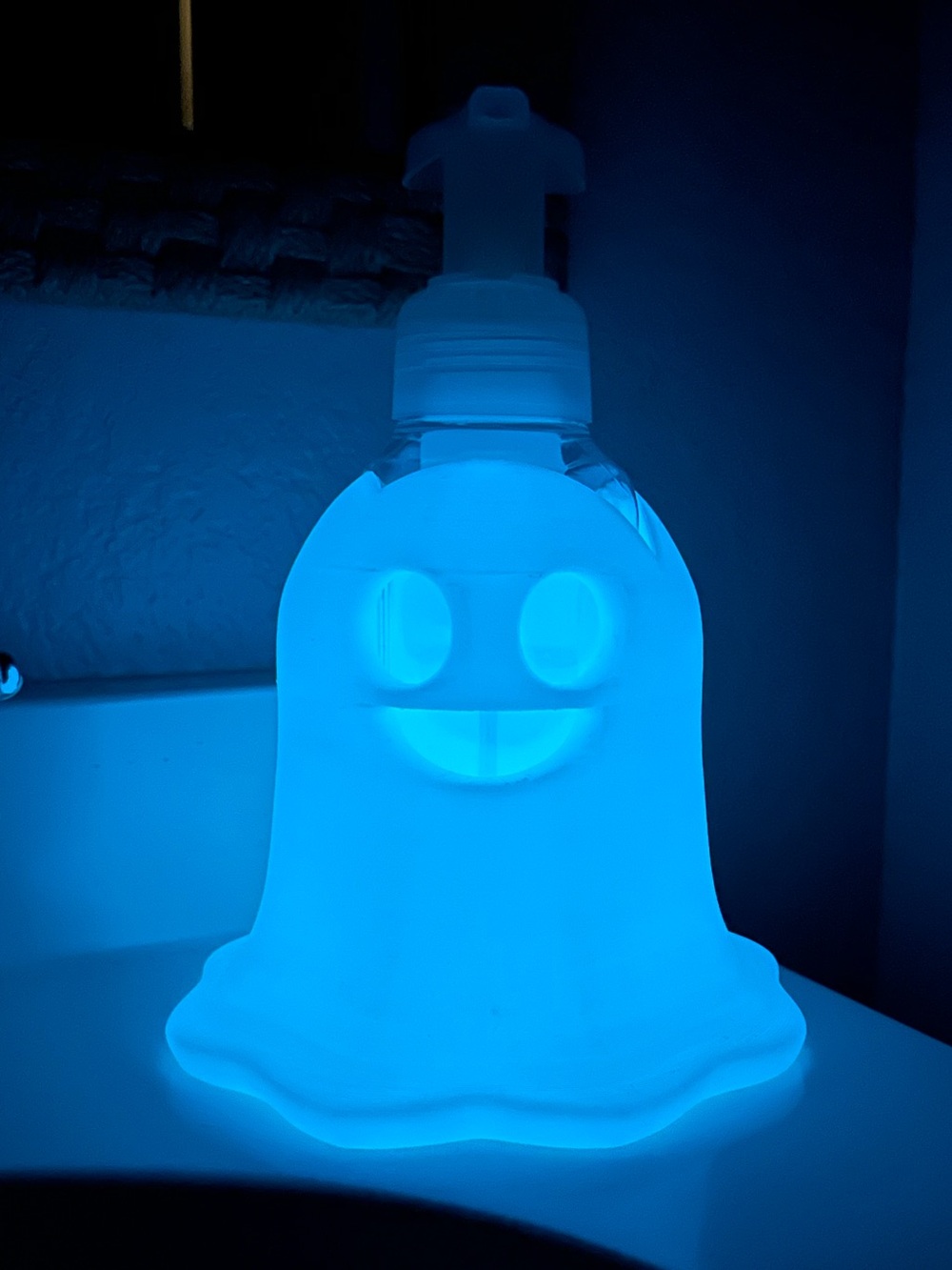 BLUE Glow-in-the-Dark Ghost Foaming Soap Holder for Bath & Body Works Bottles - Picture 4 of 6